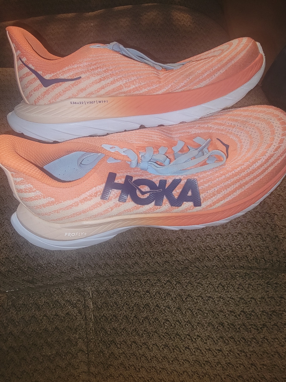 Hoka MACH 5's Women's Coral and Light Blue Running Shoes